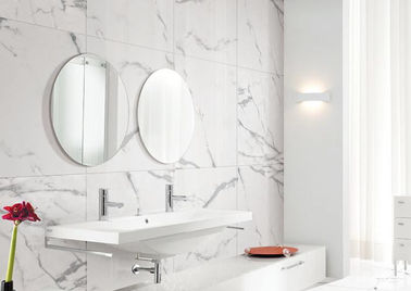 Antypoślizgowy współczynnik absorpcji płytek porcelanowych z marmuru Carrara poniżej 0,05%