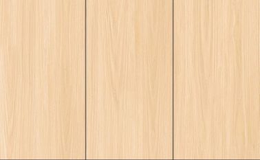 Naturalny kremowy kolor kryty porcelanowe płytki / antybakteryjne wewnętrzne płytki podłogowe