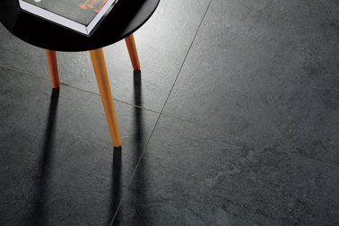 24''X24'' Sypialnia Płytki porcelanowe Czarne, antypoślizgowe Rustykalne płytki zewnętrzne Porcelanowe płytki podłogowe 600x600