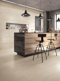 Wewnętrzne ceramiczne płytki ścienne 24 x 24 cale, beżowe marmurowe płytki podłogowe