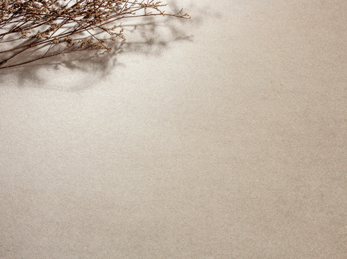 Unikalny teksturowany mikrocement Marmorino Duże płytki ceramiczne podłogowe w kolorze beżowym
